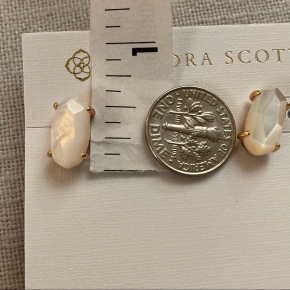 Kendra Scott Betty Stud Earrings White Ivory Mother of Pearl Rose Gold $60 NWT - Picture 13 of 14